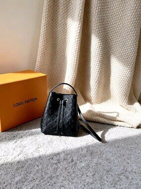 Louis Vuitton Black Monogram Empreinte Neonoe MM Bucket Bag